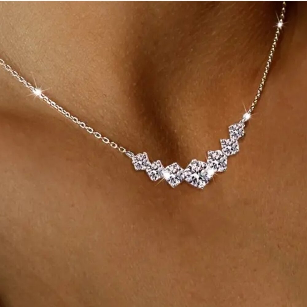 Sterling Silver Ladies Sparkle Starlight Pendant Necklace